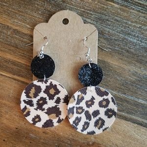 Leophard faux leather earrings